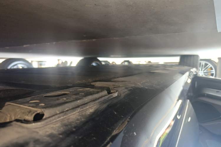 Used Denza Z9GT 2024 1100 4x4 Pro Version Left Side Sill