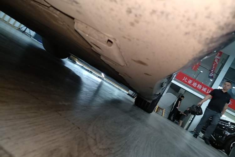 Used Denza Z9GT 2024 1100 Four-Wheel Drive Ultra Version Left Side Sill