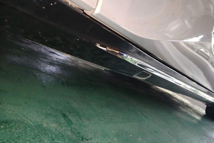Used Denza Z9GT 2024 1100 4x4 Pro Version Left Side Sill