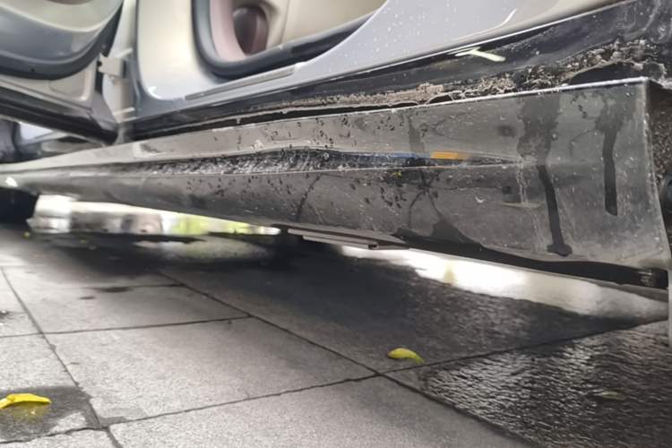 Used Denza Z9GT 2024 1100 Four-Wheel Drive Ultra Version Left Side Sill