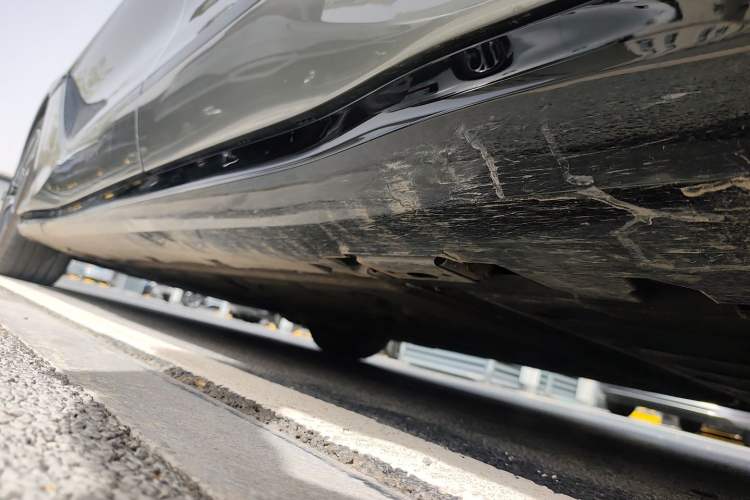 Used Denza Z9GT 2024 1100 Four-Wheel Drive Max Edition Left Side Sill
