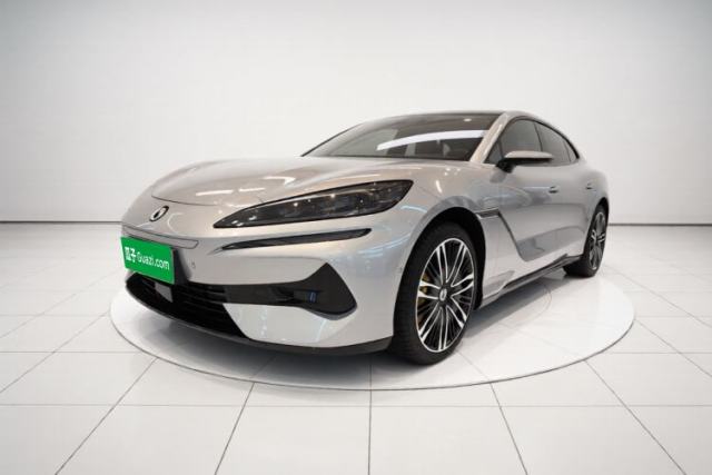 Używany Denza Z9GT 2024 1100 Four-Wheel Drive Ultra Version