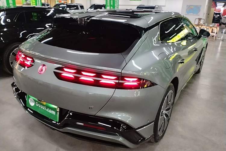Used Denza Z9GT 2024 1100 Four-Wheel Drive Max Edition Rear Right 45 Deg