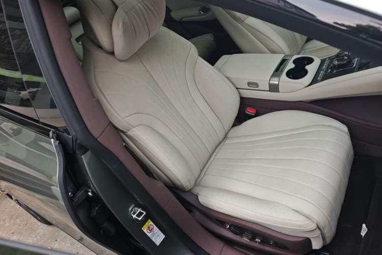 Used Denza Z9GT 2024 1100 Four-Wheel Drive Max Edition Right Front Seat