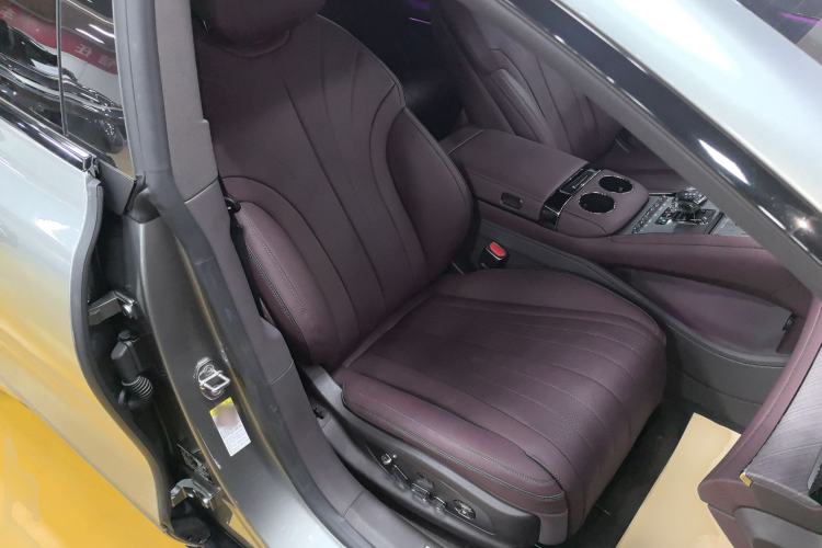 Used Denza Z9GT 2024 1100 Four-Wheel Drive Ultra Version Right Front Seat