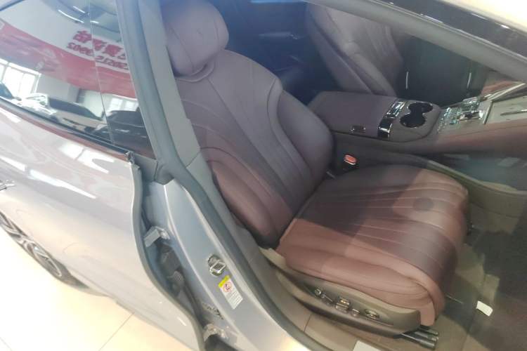 Used Denza Z9GT 2024 1100 4x4 Pro Version Right Front Seat