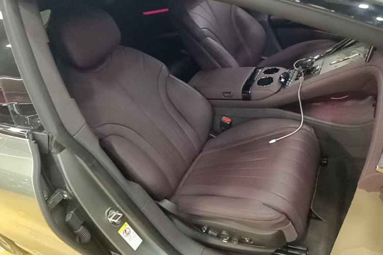 Used Denza Z9GT 2024 1100 4x4 Max First Edition Right Front Seat