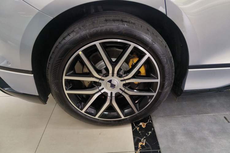 Used Denza Z9GT 2024 1100 4x4 Pro Version Right Rear Wheel Hub