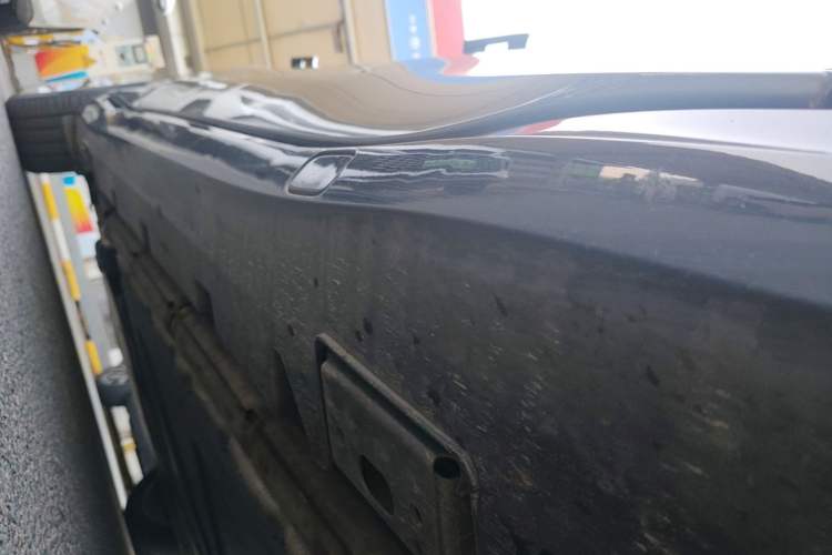 Used Denza Z9GT 2024 1100 Four-Wheel Drive Max Edition Right Side Sill