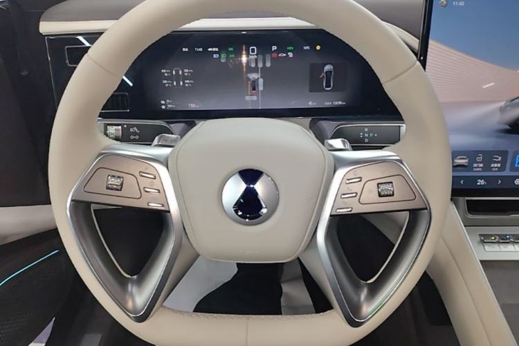 Used Denza Z9GT 2024 1100 Four-Wheel Drive Ultra Version Steering Wheel