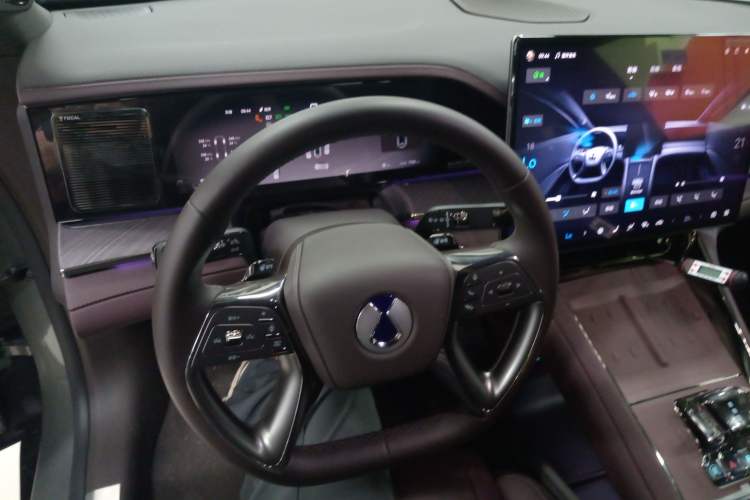 Used Denza Z9GT 2024 1100 4x4 Pro Version Steering Wheel