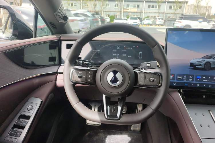 Used Denza Z9GT 2024 1100 Four-Wheel Drive Max Edition Steering Wheel