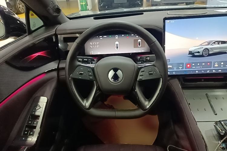 Used Denza Z9GT 2024 1100 4x4 Max First Edition Steering Wheel