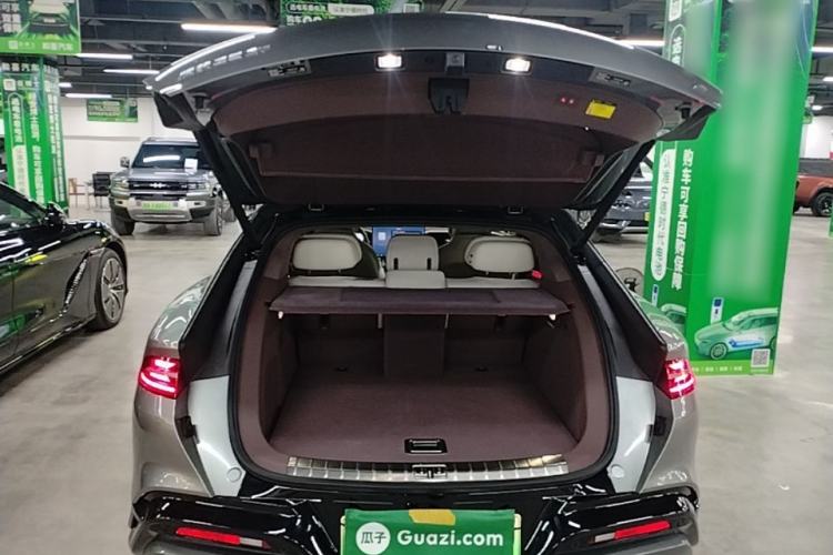 Used Denza Z9GT 2024 1100 Four-Wheel Drive Max Edition Trunk