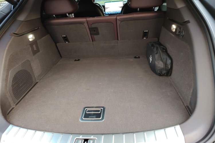 Used Denza Z9GT 2024 1100 4x4 Pro Version Trunk