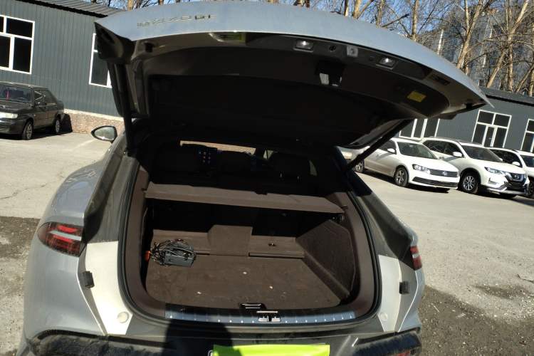 Used Denza Z9GT 2024 1100 Four-Wheel Drive Max Edition Trunk