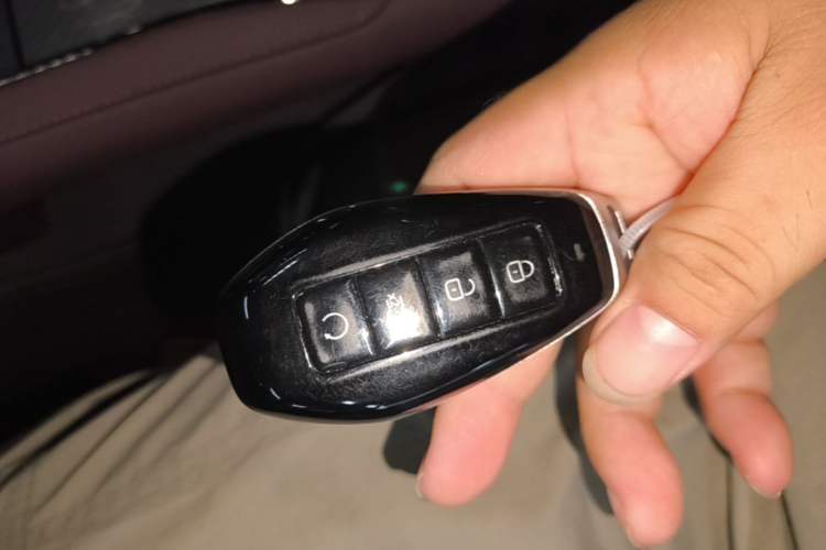 Used Denza Z9GT 2024 1100 Four-Wheel Drive Ultra Version Vehicle Key