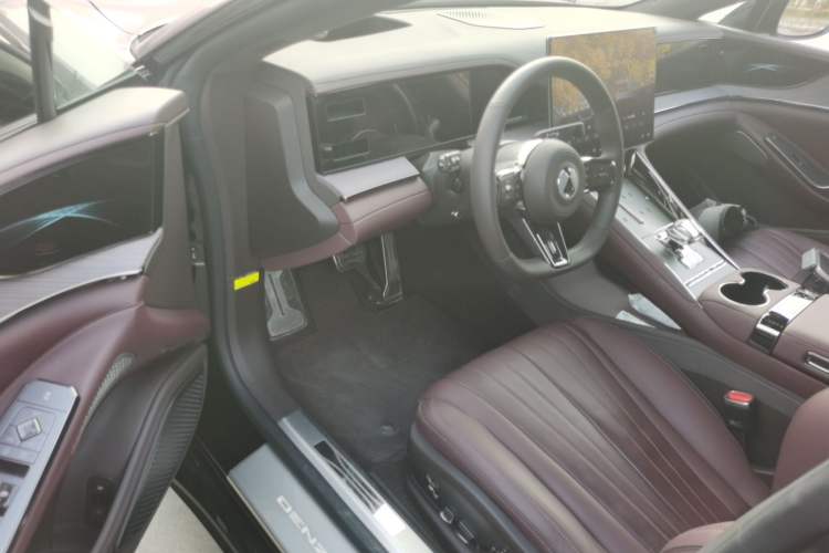 Used Denza Z9GT 2024 630 All-Wheel Drive Max Edition Driver Seat