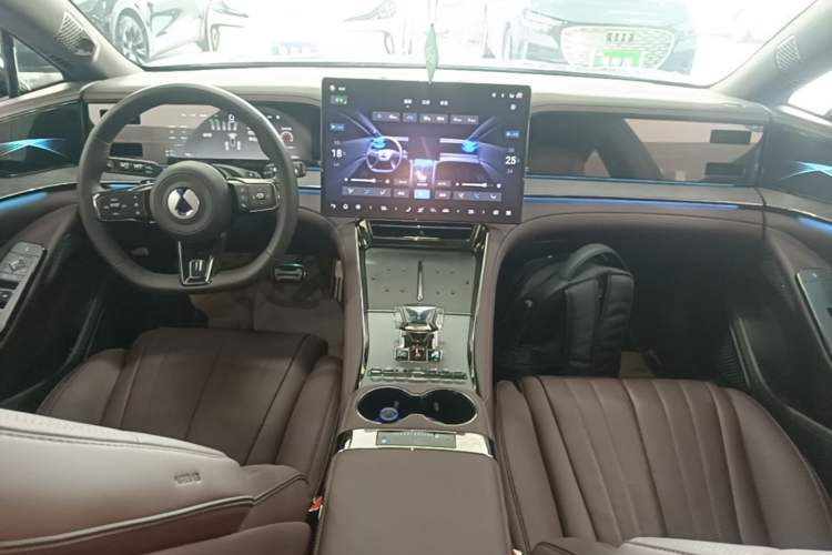 Used Denza Z9GT 2024 1100 4x4 Pro Version Center Console