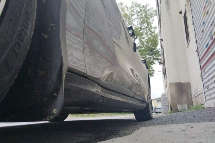 Used Denza Z9GT 2024 1100 Four-Wheel Drive Max Edition Chassis Front Left
