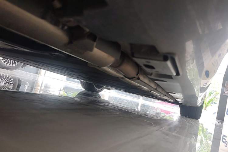 Used Denza Z9GT 2024 1100 Four-Wheel Drive Ultra Version Chassis Rear Right