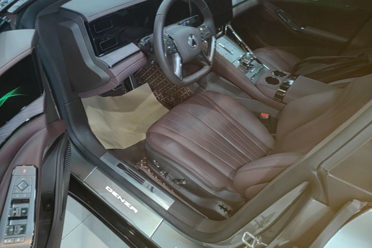 Used Denza Z9GT 2024 1100 Four-Wheel Drive Max Edition Driver Seat