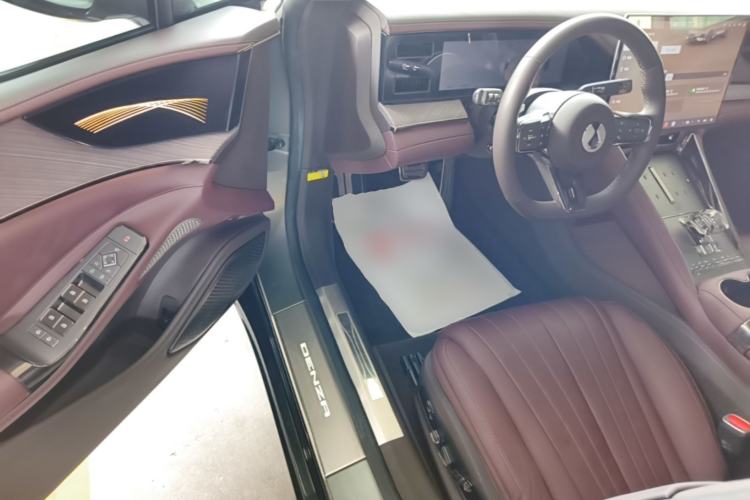 Used Denza Z9GT 2024 1100 4x4 Max First Edition Driver Seat