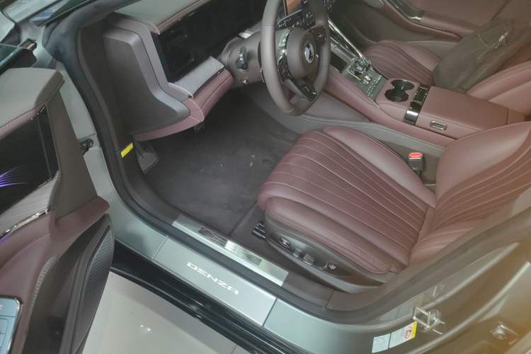 Used Denza Z9GT 2024 1100 Four-Wheel Drive Max Edition Driver Seat