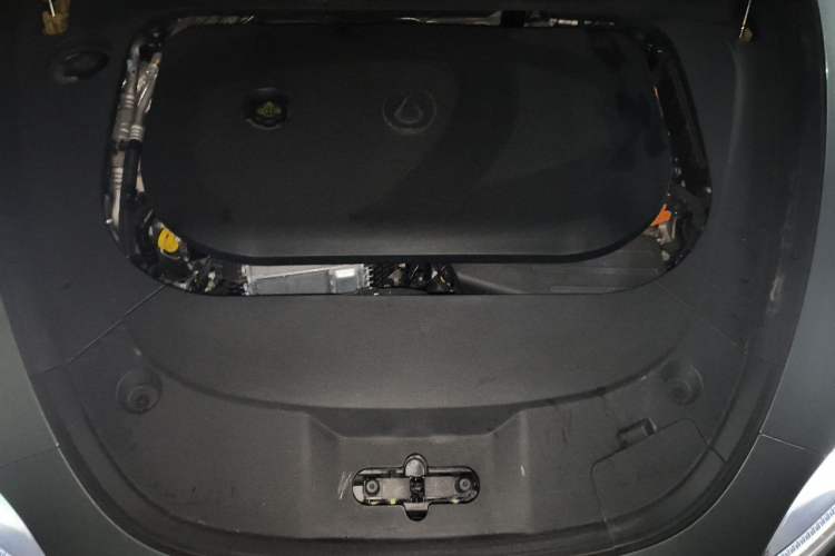 Used Denza Z9GT 2024 1100 4x4 Max First Edition Engine Bay