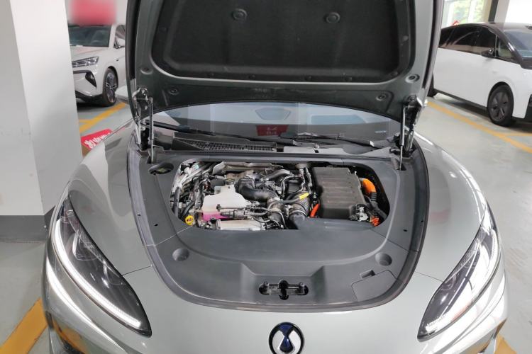 Used Denza Z9GT 2024 1100 Four-Wheel Drive Ultra Version Engine Bay