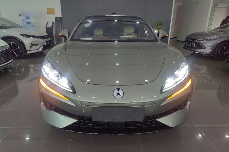 Used Denza Z9GT 2024 1100 Four-Wheel Drive Ultra Version Exterior 1