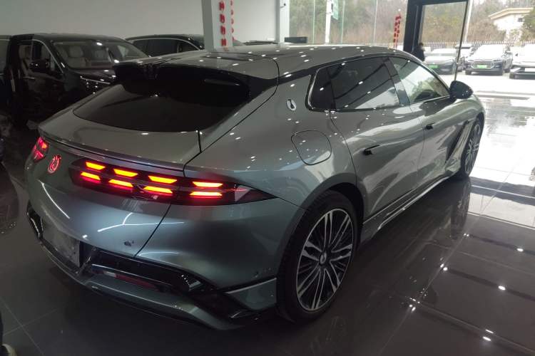Used Denza Z9GT 2024 1100 Four-Wheel Drive Ultra Version Exterior 5