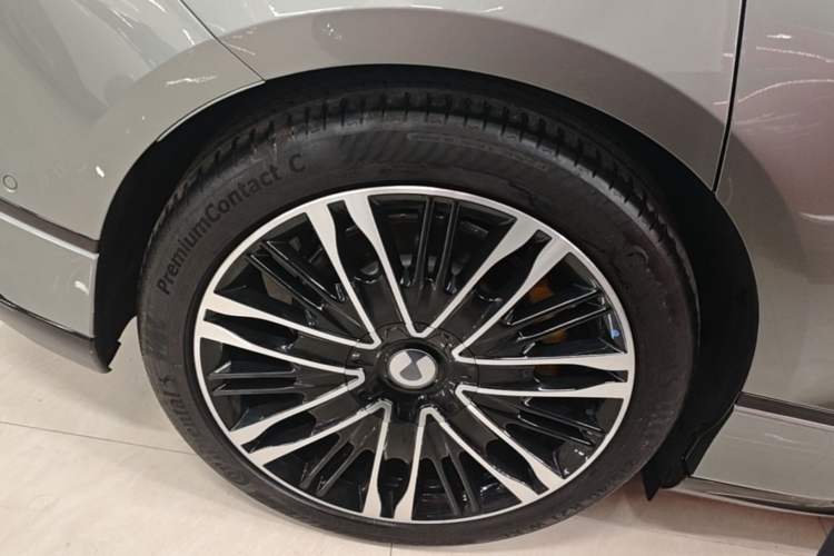 Used Denza Z9GT 2024 1100 Four-Wheel Drive Ultra Version Exterior 5