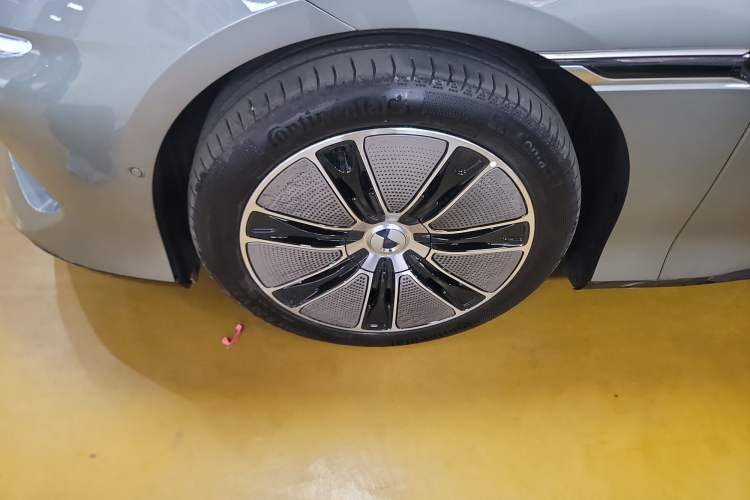 Used Denza Z9GT 2024 1100 Four-Wheel Drive Max Edition Exterior 7