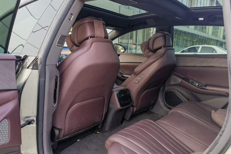 Used Denza Z9GT 2024 1100 4x4 Max First Edition Exterior 8