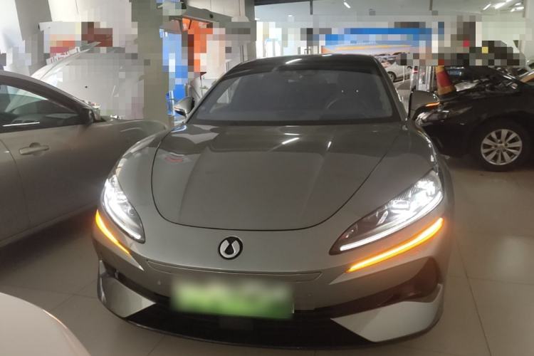 Used Denza Z9GT 2024 1100 Four-Wheel Drive Ultra Version Front