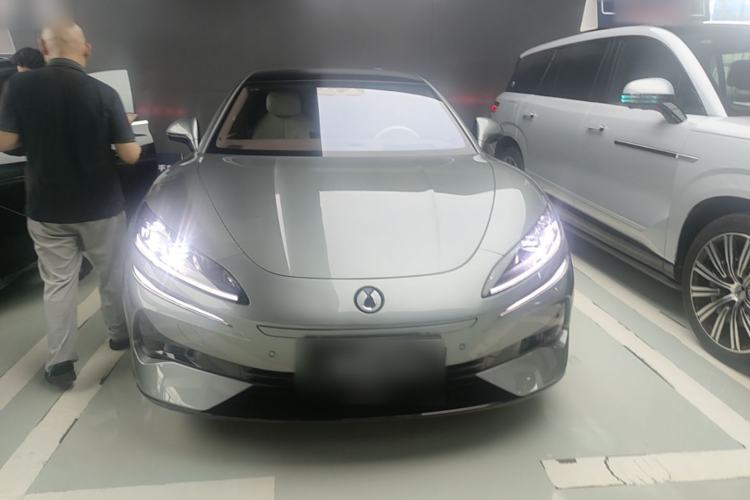 Used Denza Z9GT 2024 1100 Four-Wheel Drive Max Edition Front