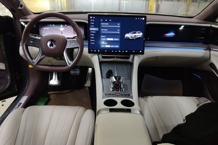 Used Denza Z9GT 2024 1100 Four-Wheel Drive Ultra Version Interior 2