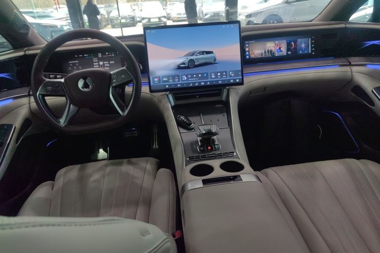 Used Denza Z9GT 2024 1100 Four-Wheel Drive Ultra Version Interior 2