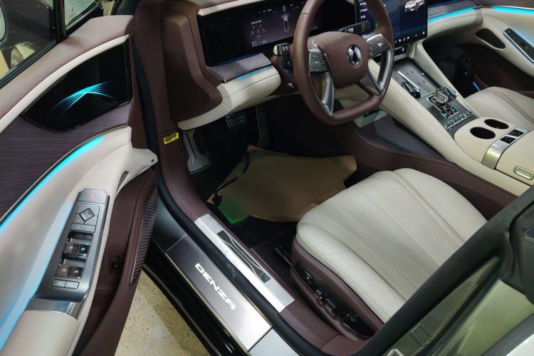 Used Denza Z9GT 2024 1100 Four-Wheel Drive Ultra Version Interior 3