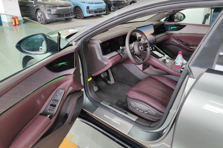Used Denza Z9GT 2024 1100 Four-Wheel Drive Ultra Version Interior 3
