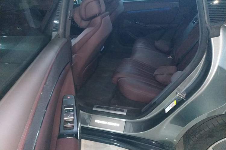 Used Denza Z9GT 2024 1100 4x4 Max First Edition Interior 4