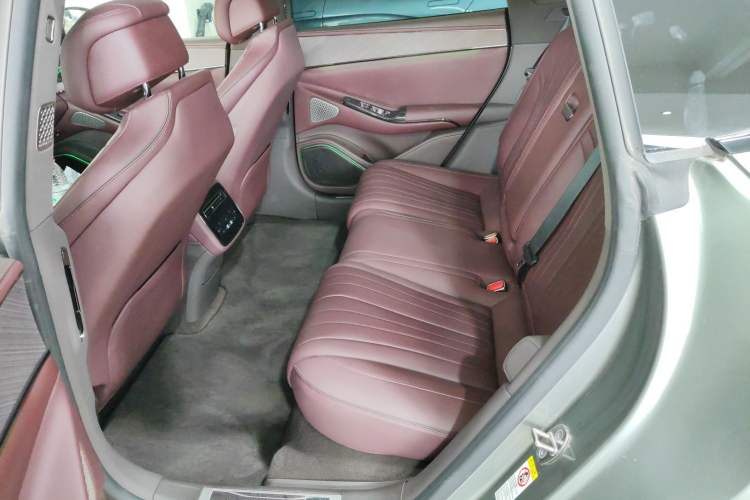 Used Denza Z9GT 2024 1100 Four-Wheel Drive Ultra Version Interior 4