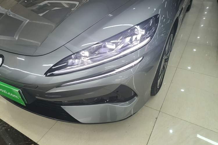 Used Denza Z9GT 2024 1100 Four-Wheel Drive Max Edition Left Front Headlight