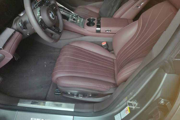 Used Denza Z9GT 2024 1100 Four-Wheel Drive Max Edition Left Front Seat