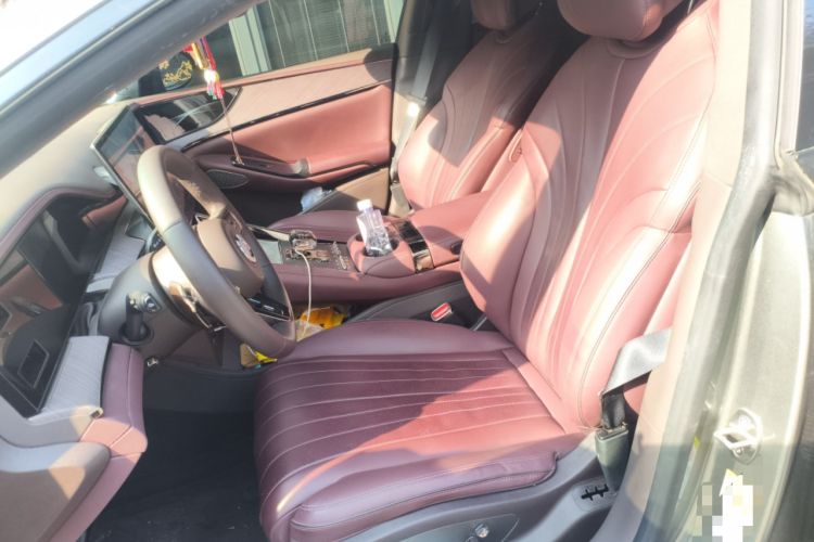Used Denza Z9GT 2024 1100 4x4 Max First Edition Left Front Seat