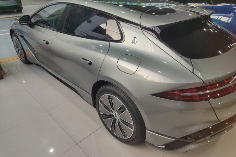 Used Denza Z9GT 2024 1100 Four-Wheel Drive Max Edition Left Side