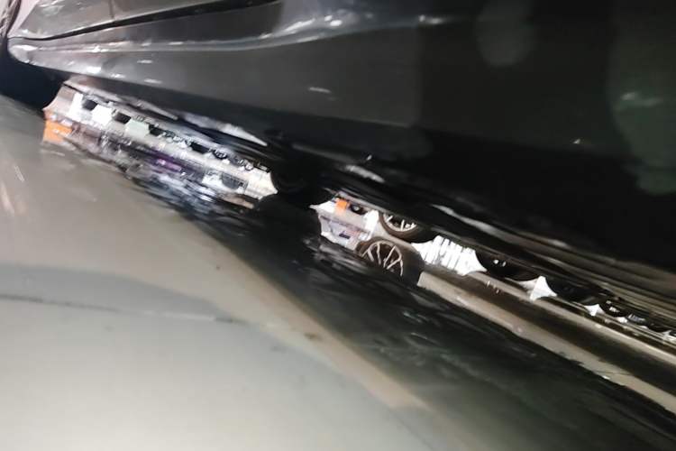 Used Denza Z9GT 2024 1100 Four-Wheel Drive Max Edition Left Side Sill