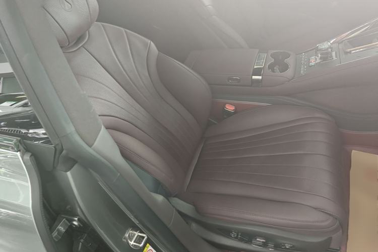 Used Denza Z9GT 2024 1100 4x4 Pro Version Right Front Seat