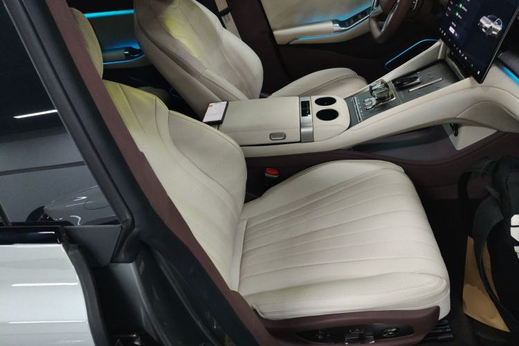 Used Denza Z9GT 2024 1100 Four-Wheel Drive Ultra Version Right Front Seat